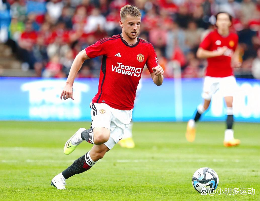 康宁汉姆空砍大三双，8次失误&关键两罚不中背锅（康宁汉姆大三双难救主，8失误+关键两罚不中成背锅点）