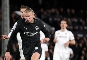 这队终于找到正确踢法（这队总算找到了制胜打法）