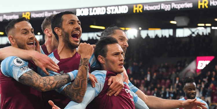 足球英超豪门逆风翻盘，球迷直呼太刺激