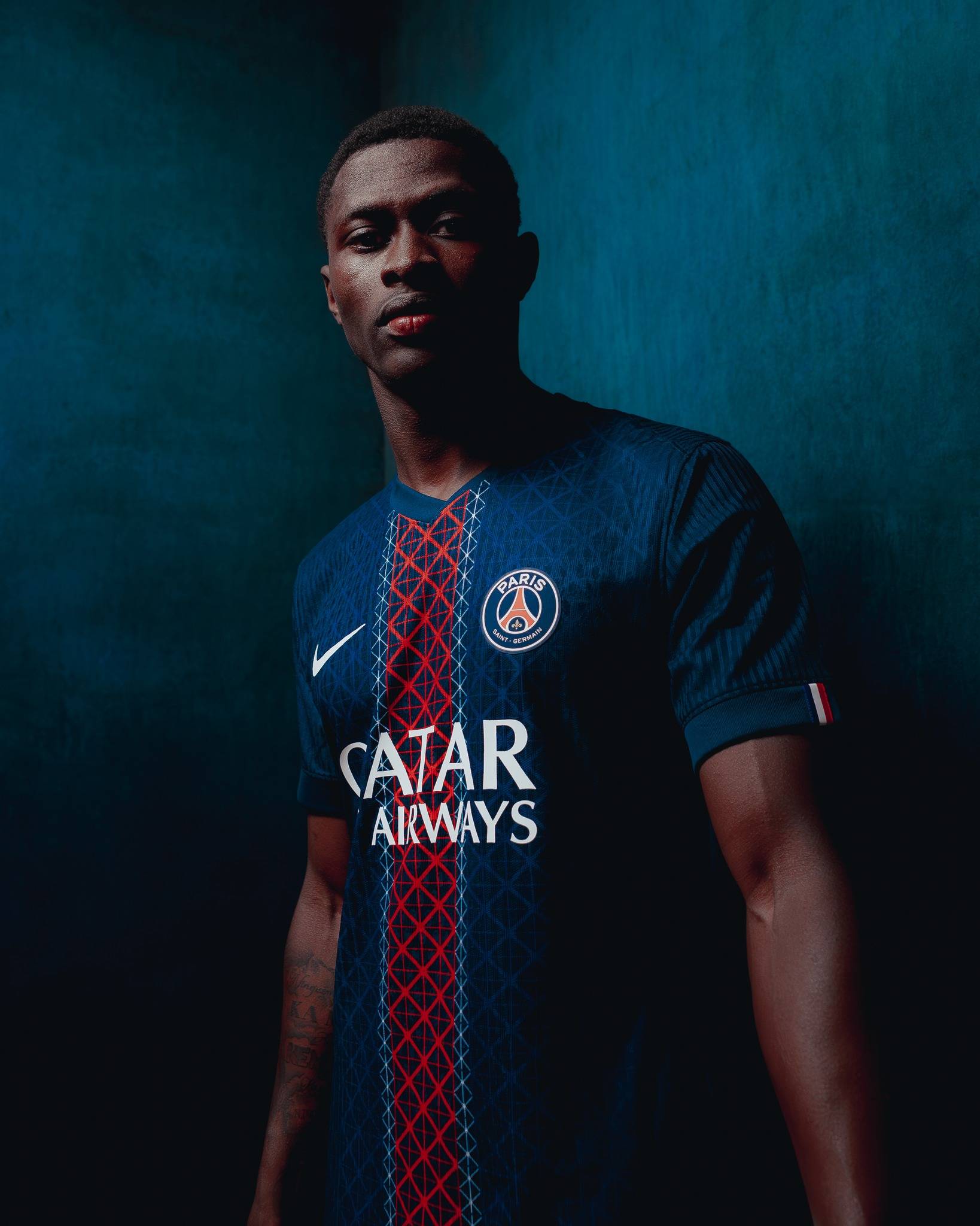 前主帅谈小麦代表苏格兰出战：所有苏格兰人都该感谢穆里尼奥（前教练谈麦克托米奈披苏格兰战袍：所有苏格兰人都应感谢穆里尼奥）