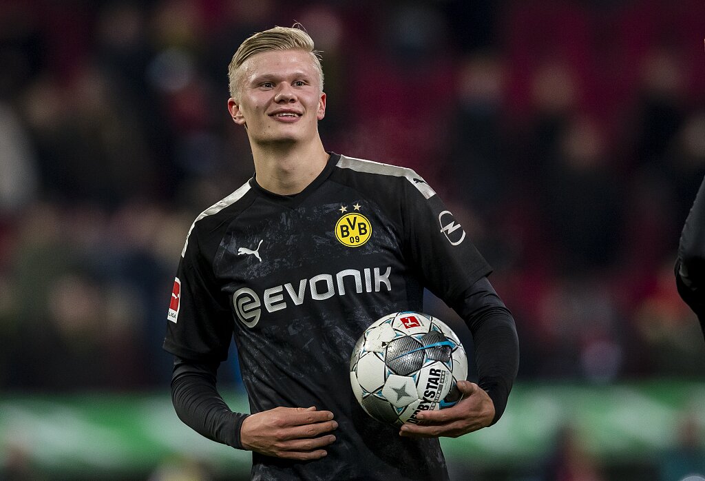 懂球帝12周年120大瞬间半决赛：梅西PK格策，武磊PK于大宝（懂球帝十二周年“120大瞬间”半决赛：梅西对决格策，武磊对垒于大宝）