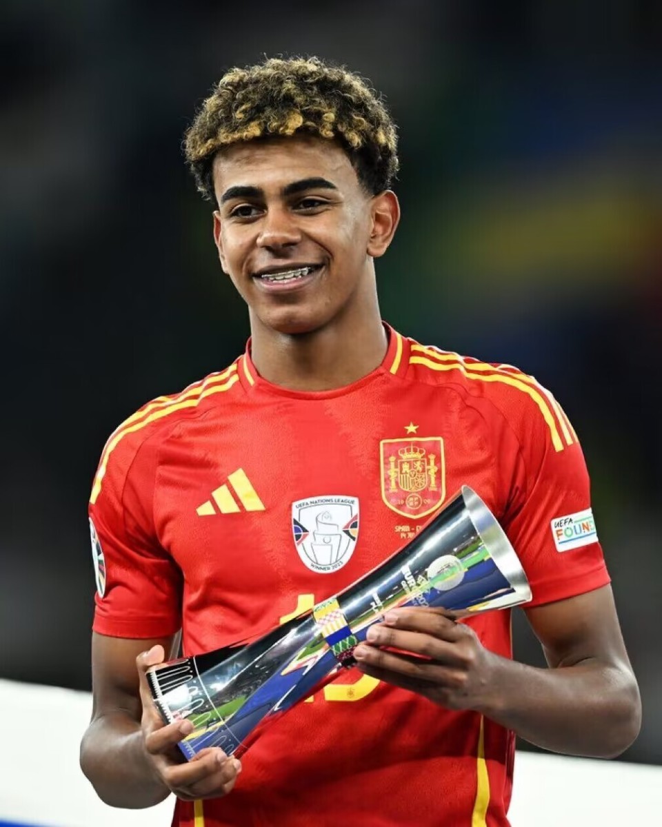 都体：主场不敌莱切后，紫百合高层经历了一晚上的反思与讨论（都体：主场负莱切后，紫百合高层连夜反思商议）