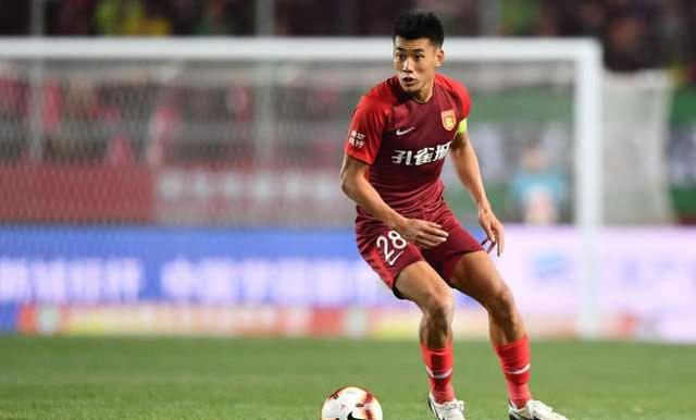 雷迪克：里夫斯正在联盟确立自己的定位，不会因东契奇而发生动摇