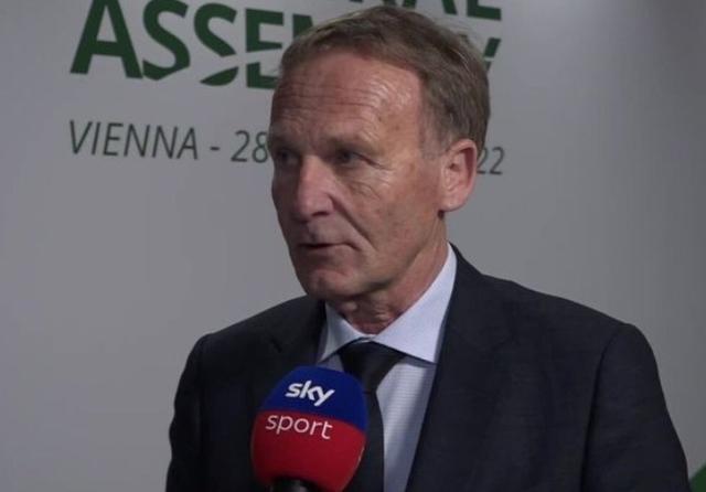 篮网爆冷胜绿军，三分雨浇灭凯尔特人反扑火焰（篮网冷擒绿军，三分狂潮浇熄凯尔特人反扑）