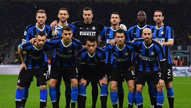 龙塞罗：维尼修斯换头像非正确做法，姆巴佩认为C罗不可超越（龙塞罗批评维尼修斯更换头像不当，姆巴佩称C罗无人能超越）