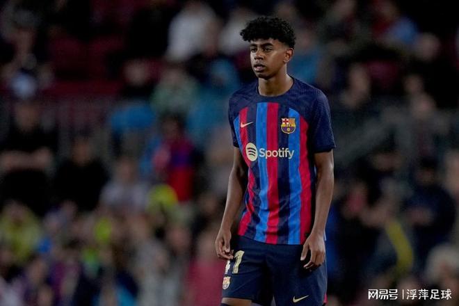 U22国足本期名单与熊猫杯名单对比：刘诚宇、汪士钦落选（U22国足新一期名单对比熊猫杯阵容：刘诚宇、汪士钦未入选）