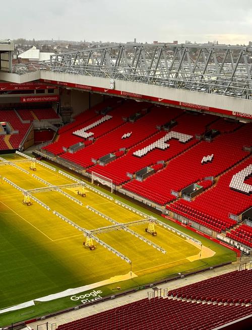 英超前瞻：纽卡主场争胜盼晋级，伯恩利携保级执念客场死拼（英超前瞻：纽卡主场力拼三分冲击排名，伯恩利为保级客场背水一战）