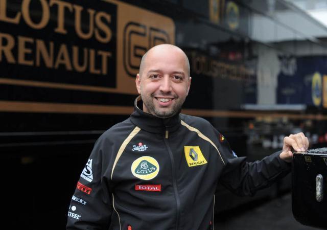 无解！约基奇单节4中4罚球4中4得到13分4篮板3助攻（约基奇单节神准：投篮4投4中＋罚球4罚4中，轰13分4篮板3助攻）