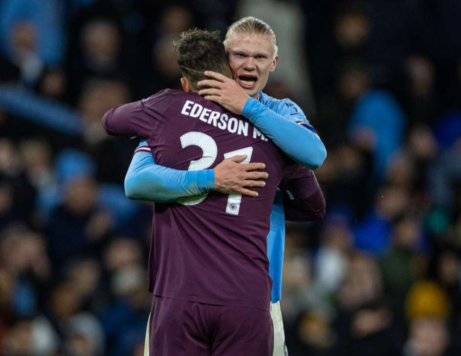 BURTON团队新赛季多点开花，苏翊鸣连夺FIS大跳台两站冠军（新赛季BURTON势头强劲，苏翊鸣包揽FIS大跳台两站桂冠）