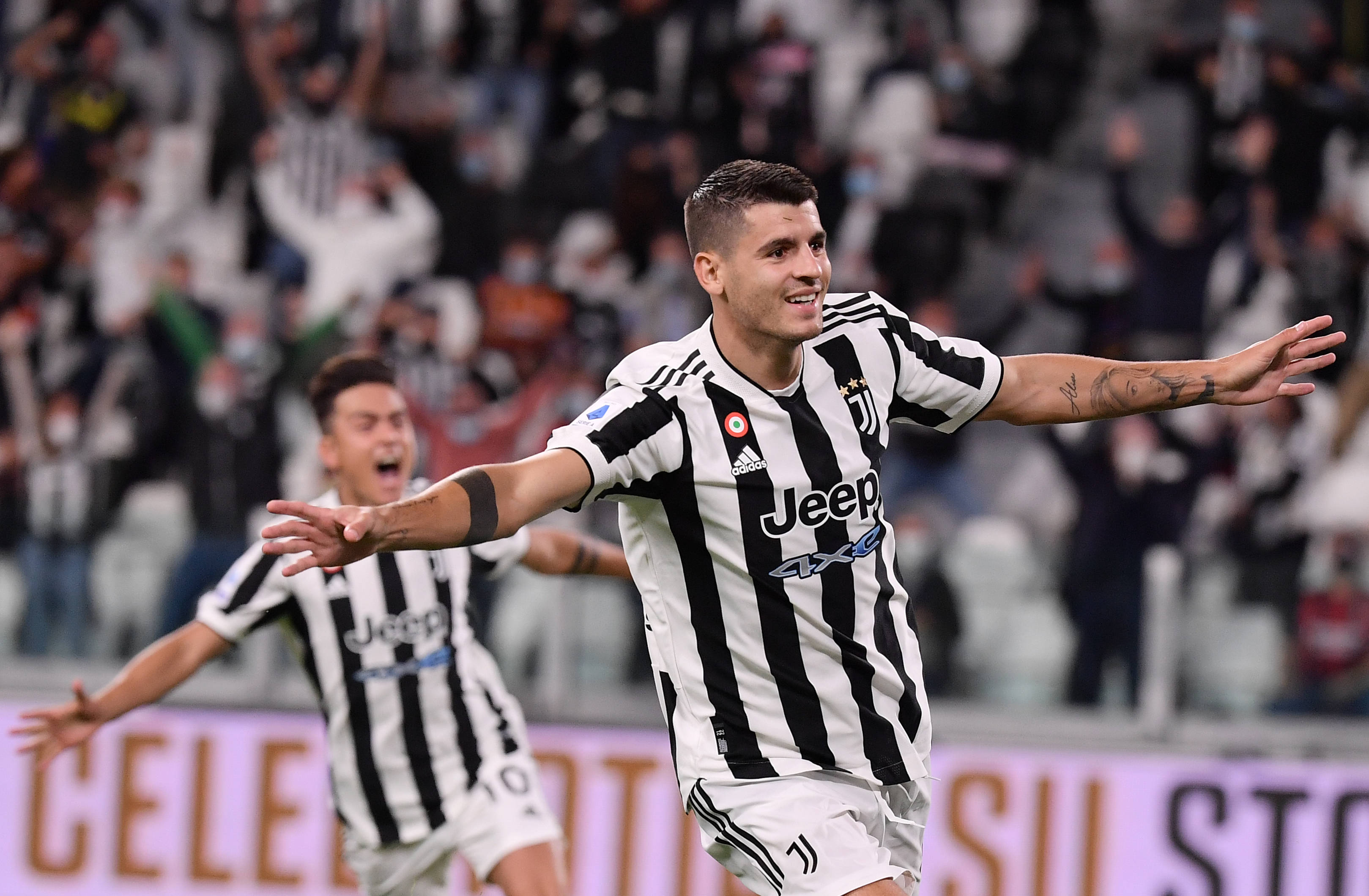 曼晚评分：芒特8分最高，姆伯莫首秀7分，乌加特、梅努5分（曼晚评分出炉：芒特8分居首，姆伯莫首秀7分，乌加特、梅努各5分）