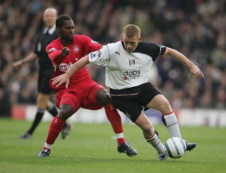 爆冷！广东狂输山西14分，进攻拉胯失误多，奎因首秀拉胯（冷门突现：广东不敌山西14分，进攻低迷失误频发，奎因处子战表现欠佳）